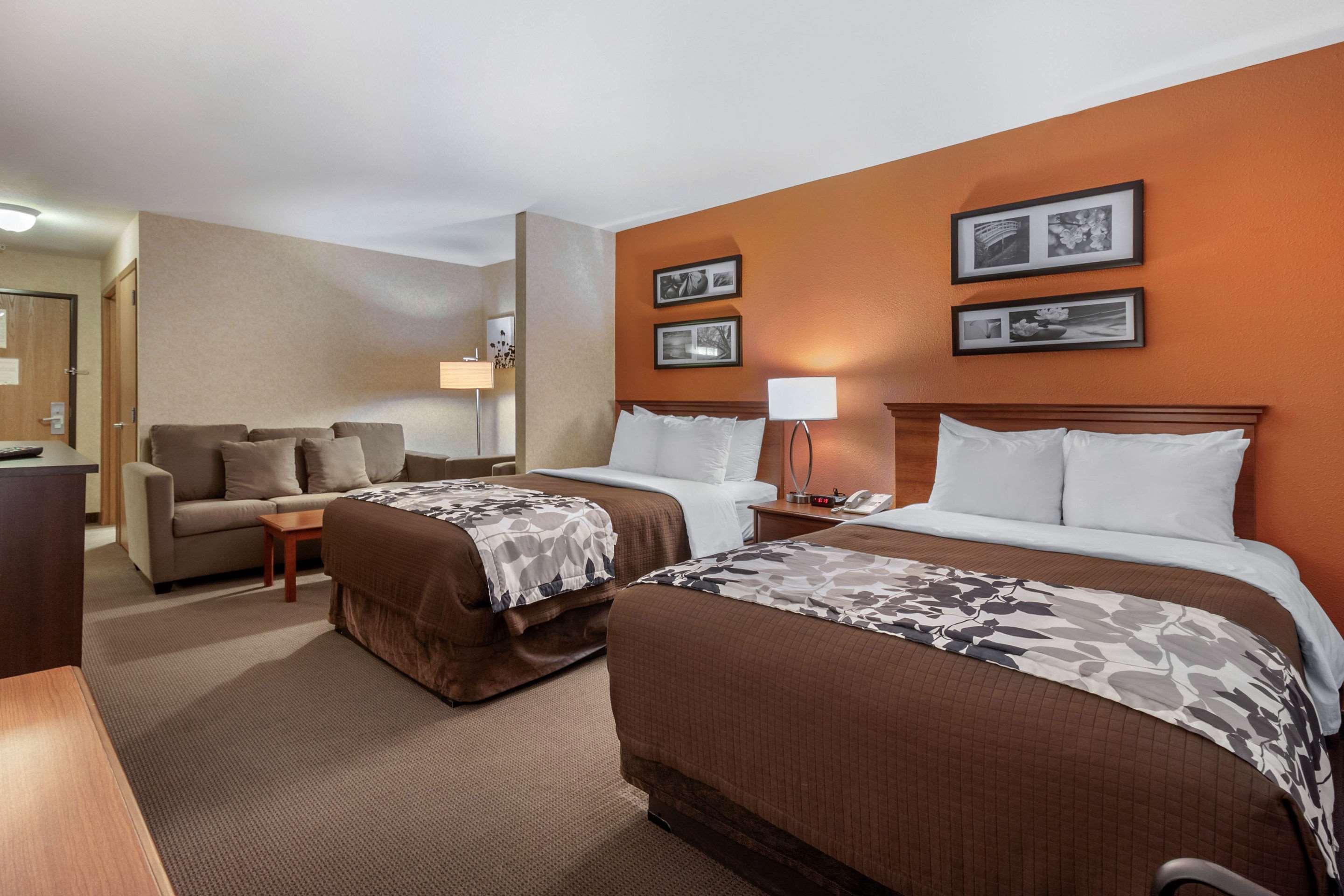 Sleep Inn & Suites Hays I-70 Buitenkant foto