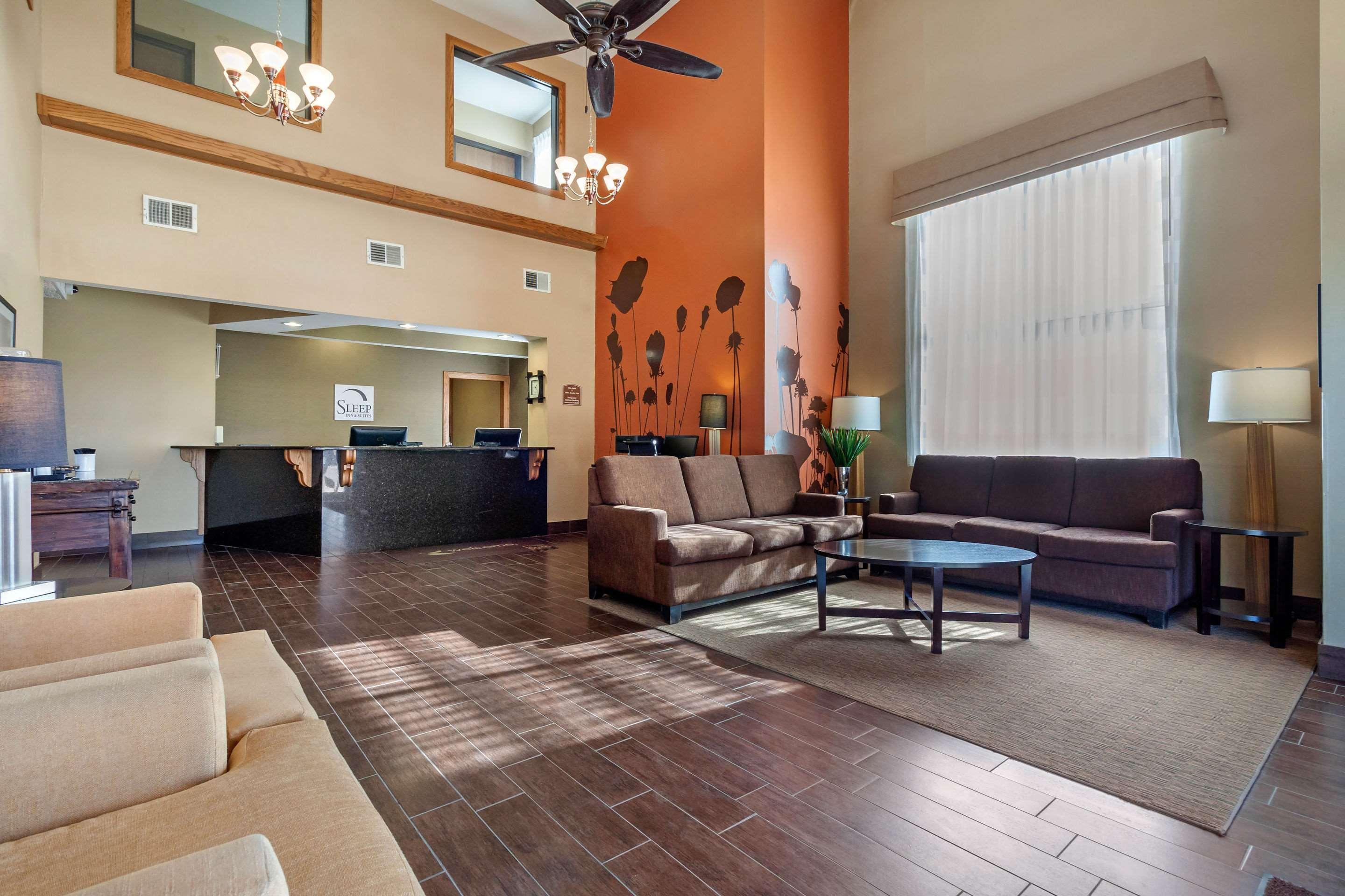 Sleep Inn & Suites Hays I-70 Buitenkant foto