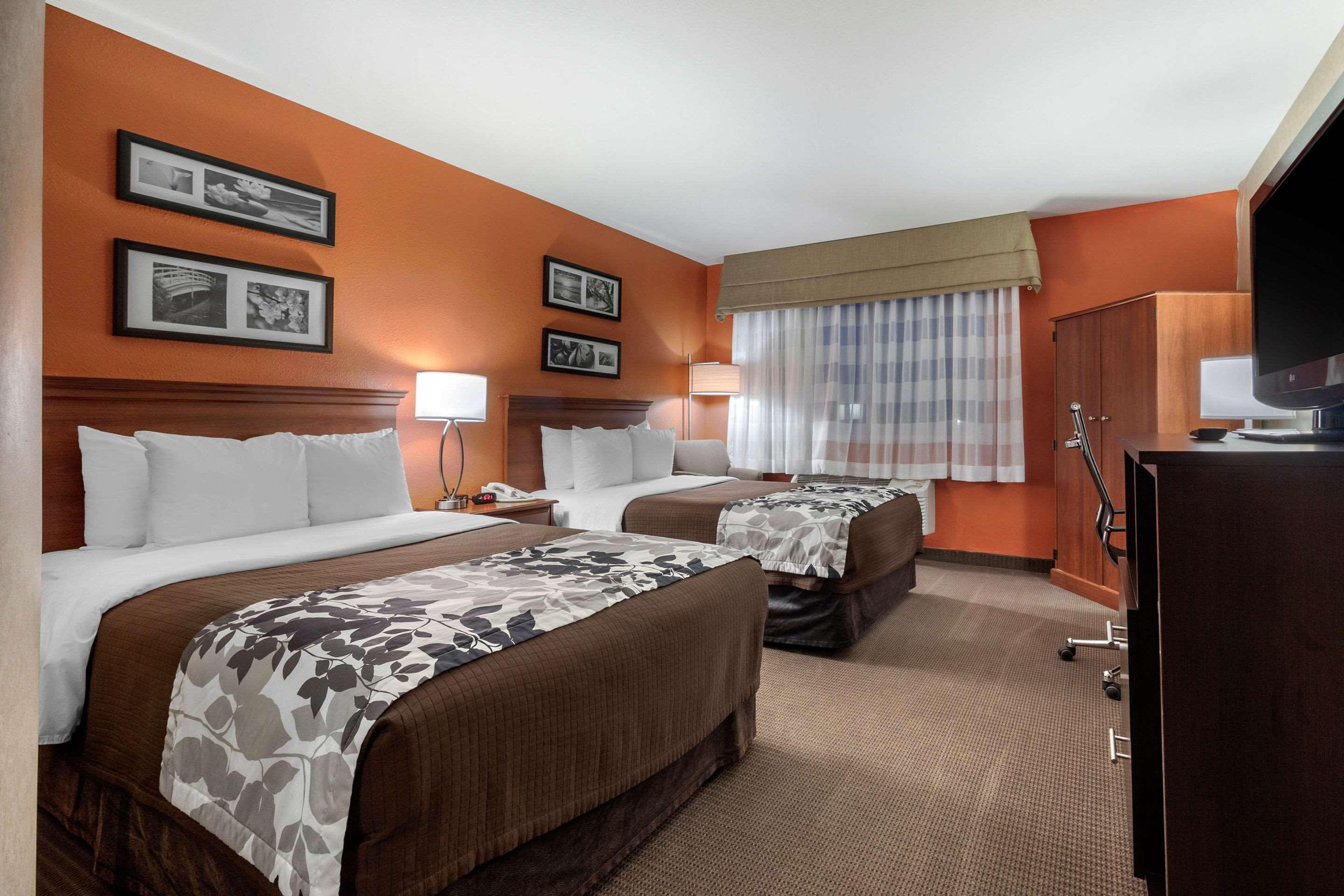 Sleep Inn & Suites Hays I-70 Buitenkant foto