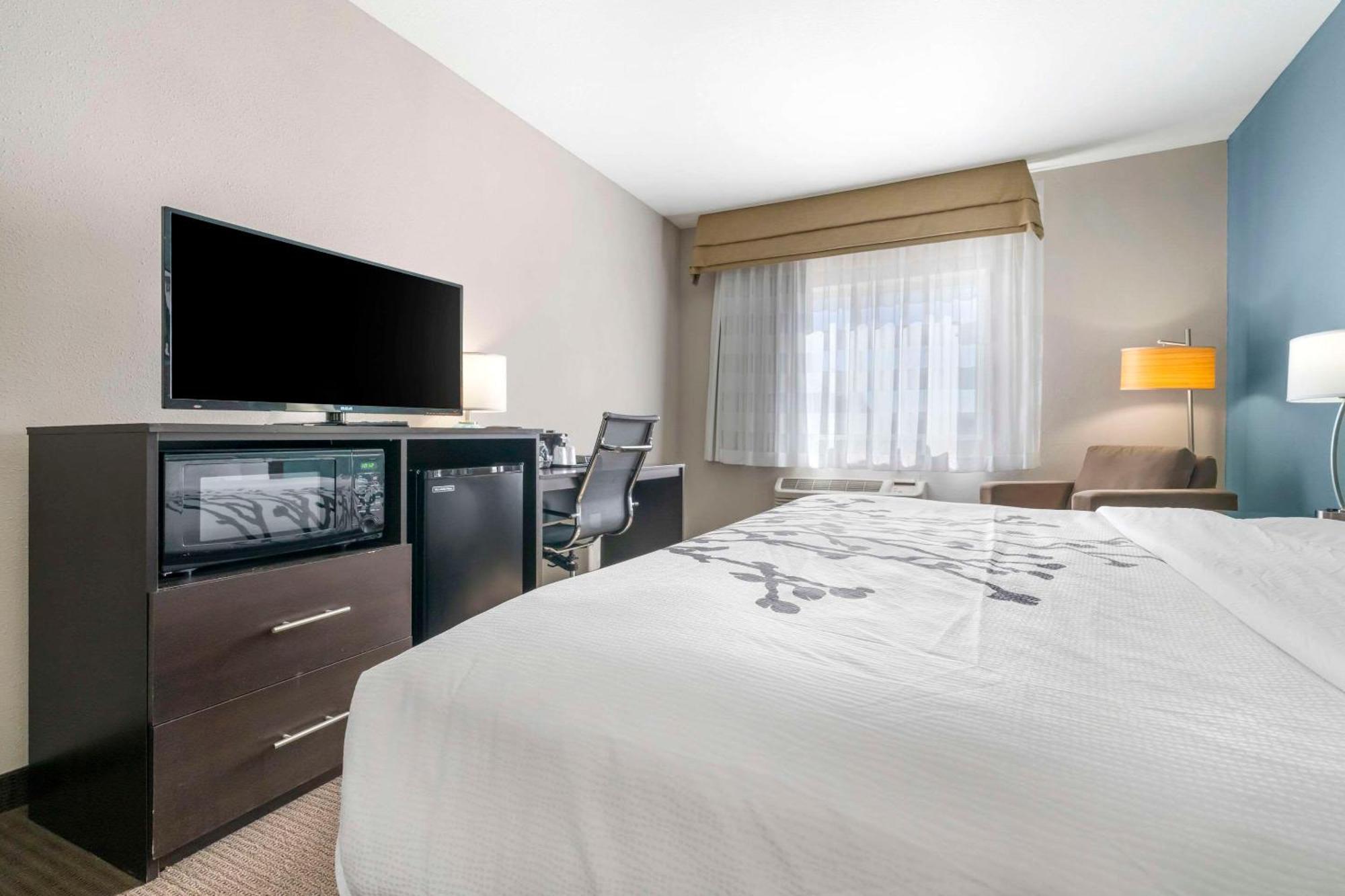 Sleep Inn & Suites Hays I-70 Buitenkant foto
